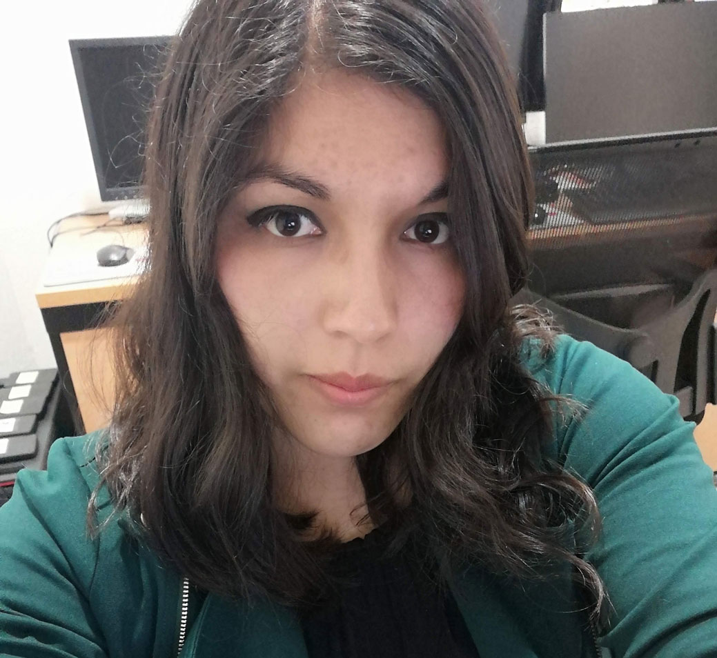 Erika Mora, front-end developer and graphic designer